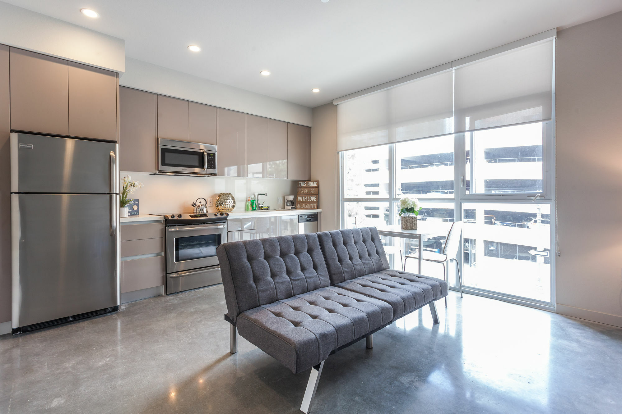 Tripbz 8th And Grand Apartamento